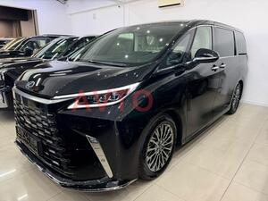 Lexus LM350h